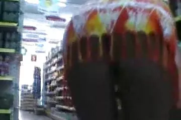 एक विकृत महिला के गधे बीएफ सेक्सी मूवी वीडियो में दफन