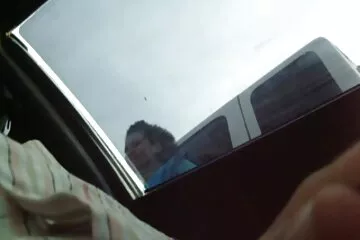 रूसी होटल का एक कर्मचारी बीएफ सेक्सी पिक्चर हिंदी मूवी कमरे की सफाई करने आया था