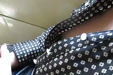भुगतान के लिए खुश डिलीवरी बीएफ सेक्सी मूवी एचडी में मैन